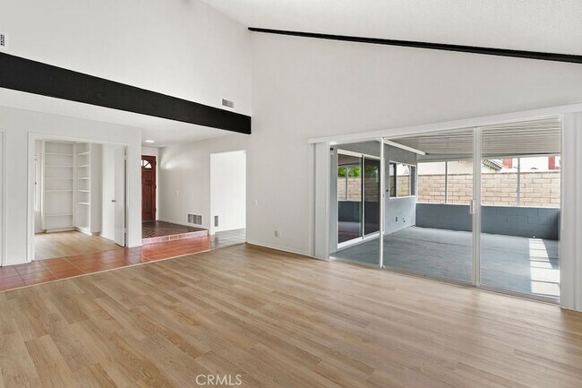 Building Photo - 24031 Olivera Dr