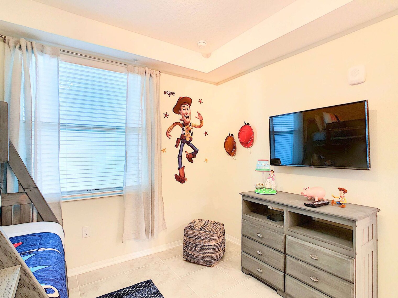 Building Photo - 3111 Paradox Cir