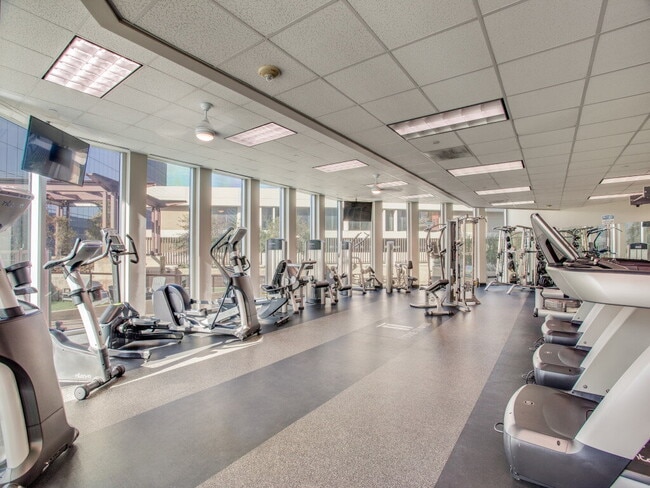 Building Photo - 1-Bedroom luxury Condo at The Tower in Downtown Fort Worth!