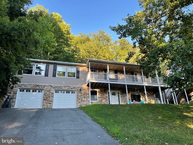 Building Photo - 2232 Aquia Dr