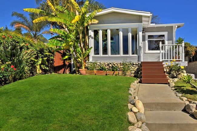 Building Photo - 10633 Chiquita St