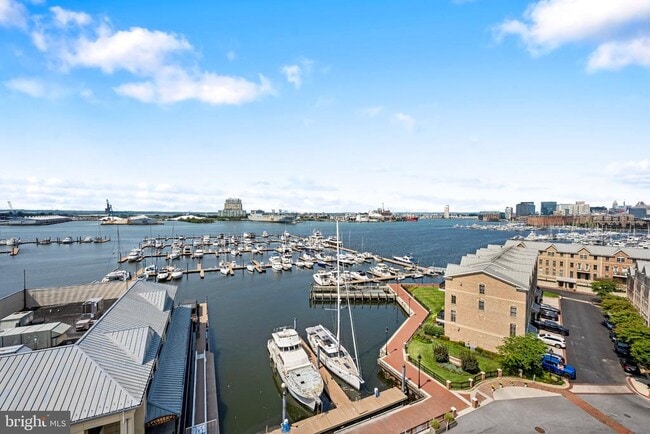 Building Photo - 2702 Lighthouse Point E