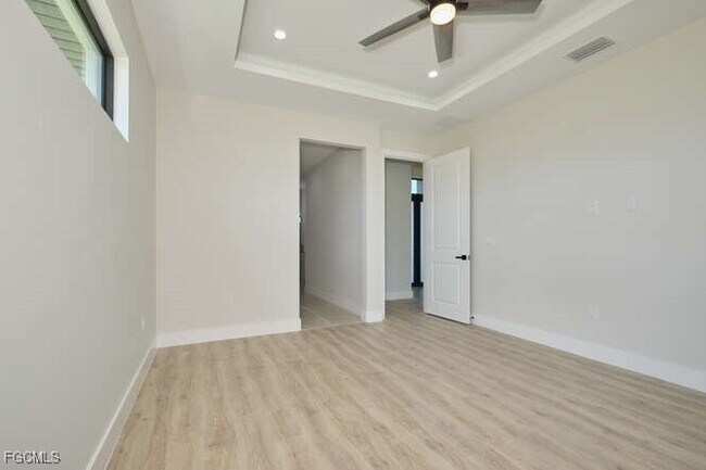 Building Photo - 1645 NW 38th Pl