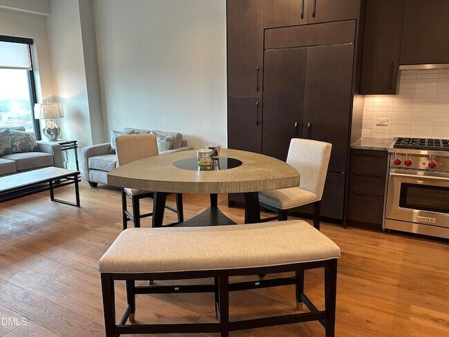 Building Photo - 115 Morris St