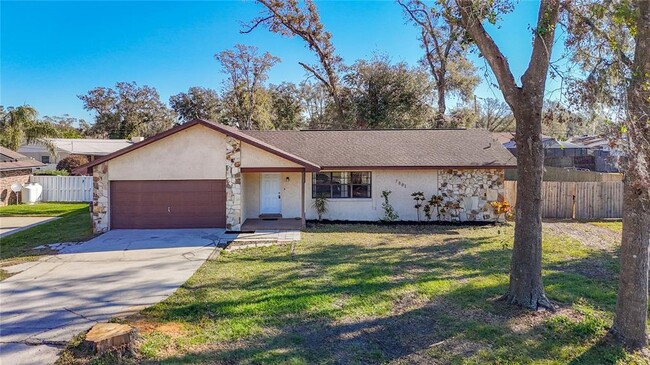 Primary Photo - 7801 Rolling Grove Dr W