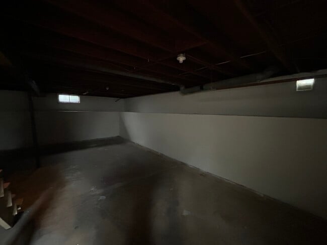 Building Photo - 1000 Kern St