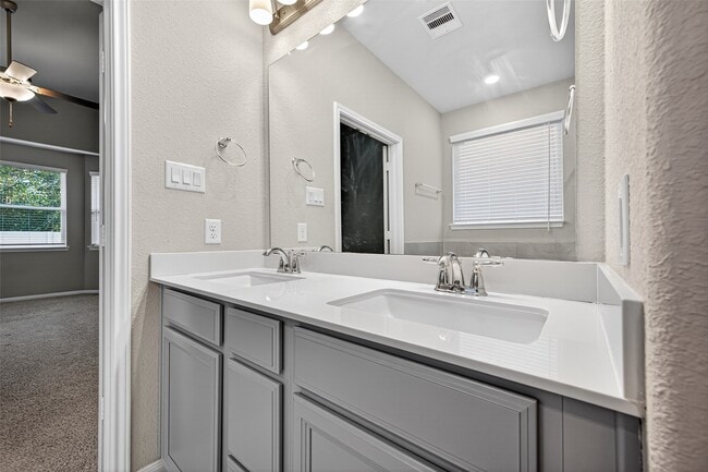 Building Photo - 1207 Dry Cork Cir