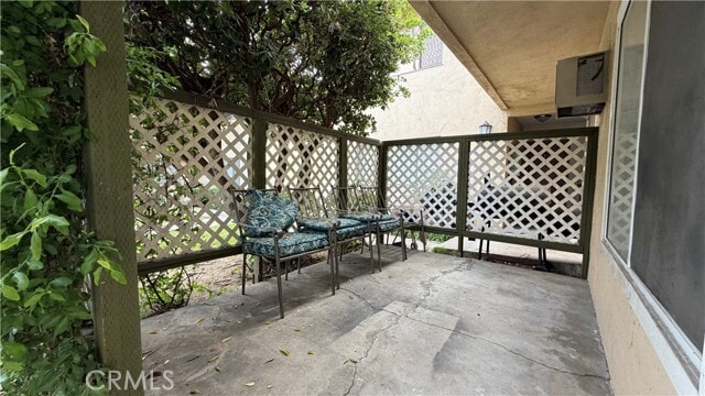 Building Photo - 874 W El Repetto Dr