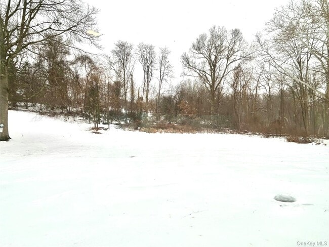 Building Photo - 49 Hackensack Heights Rd