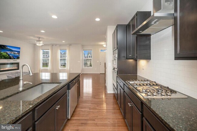 Building Photo - 1092 Aspen Rd
