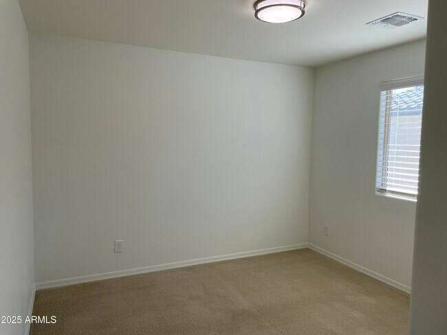 Building Photo - 1657 N 212th Dr
