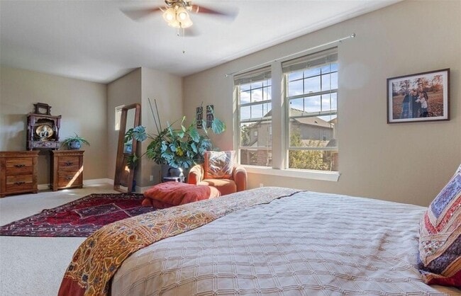 Building Photo - Modern 3BR Home with Finished Basement & Private Courtyard in Lowry