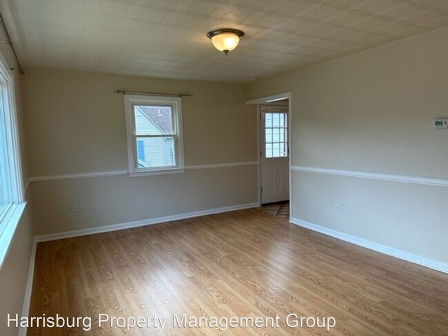 Building Photo - 3 br, 1.5 bath House - 6117 Nassau Rd