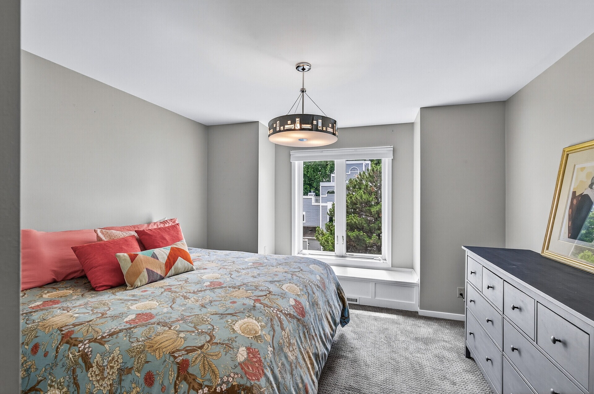 Second Bedroom - 220 2nd St NE
