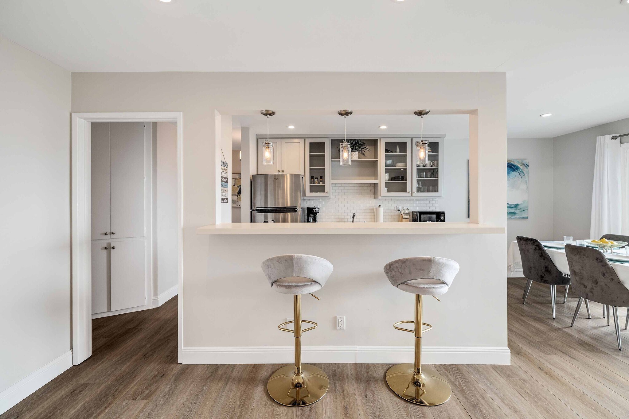 Building Photo - 650 The Village