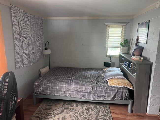 Building Photo - 3205 Grooms St