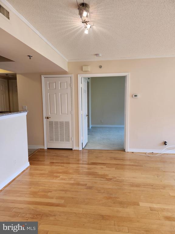 Building Photo - 5809 Nicholson Ln