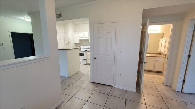 Building Photo - 3724 Castle Pines Ln