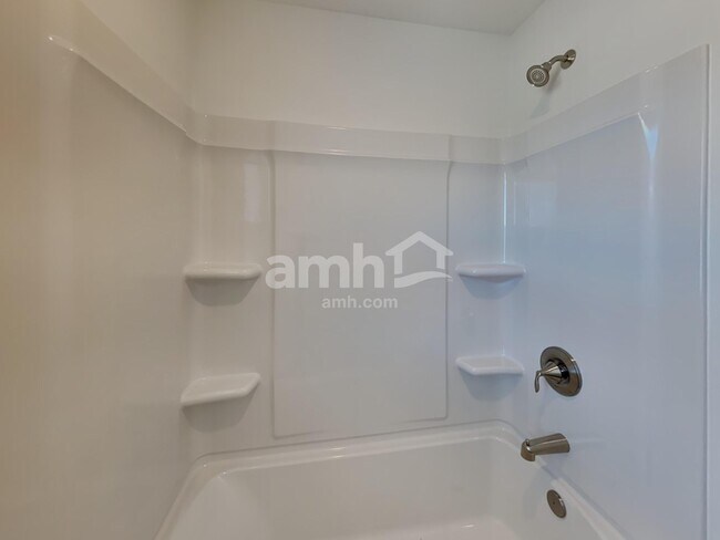 Building Photo - 205 Argea Dr