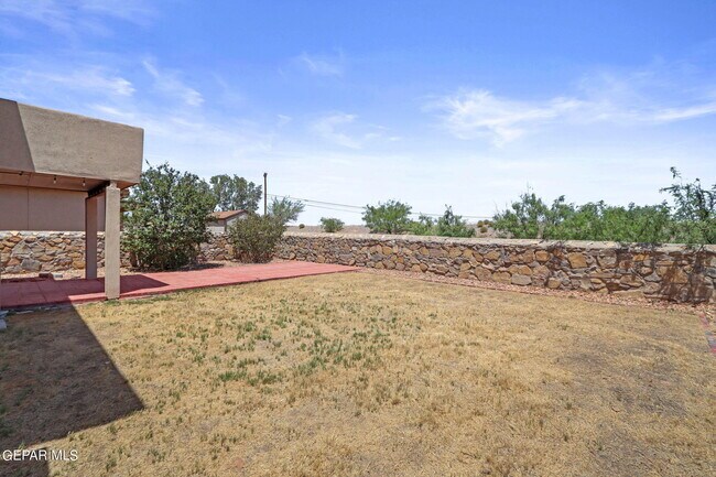 Building Photo - 10822 Elise St