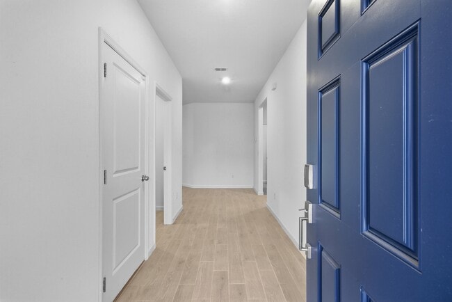 Building Photo - 60 Eustis Pt