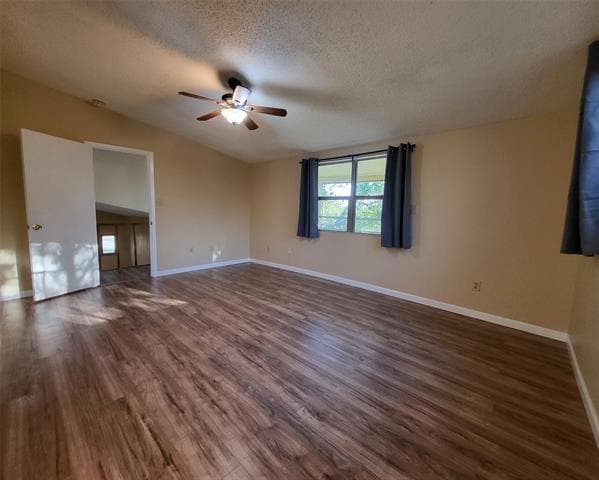 Building Photo - 4121 Apache Trl