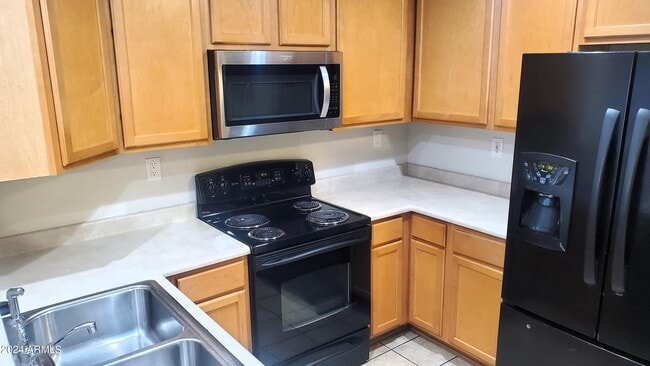 Building Photo - 7801 N 44th Dr