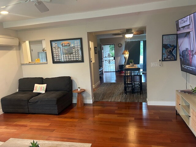 Building Photo - "Charming 3-Bed Sanctuary in Concord with 2 Full Baths - 1350 Sq Ft of Comfort!"