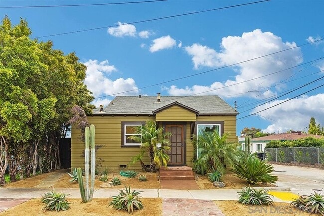 Building Photo - North Park Rental with Balcony and Outdoor spave, Near Freeways