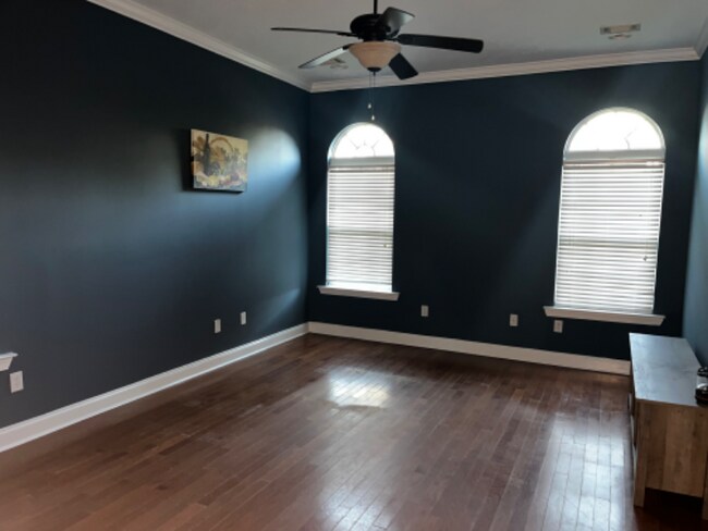 Building Photo - 2427 River Birch Dr