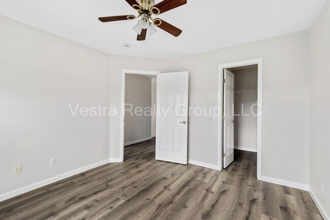 Building Photo - 4157 W 118th Pl