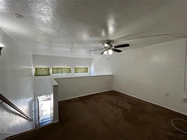 Building Photo - 3912 Crayrich Cir