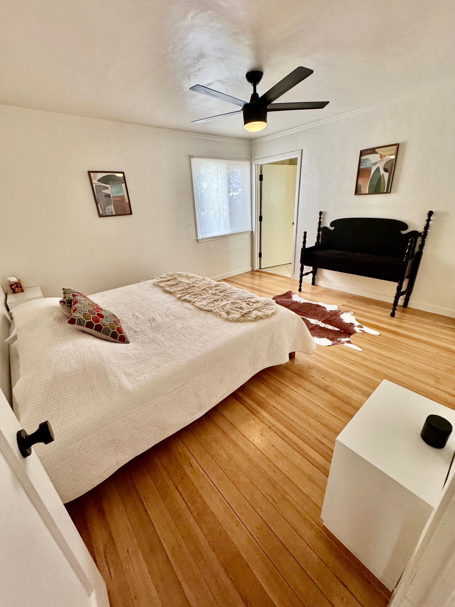 Building Photo - 715 Loma St