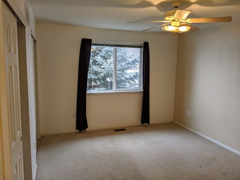 2nd Floor Master Bedroom-1 - 6803 Autumn Ridge Dr