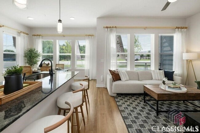 Building Photo - 180 Newton Bridge Rd