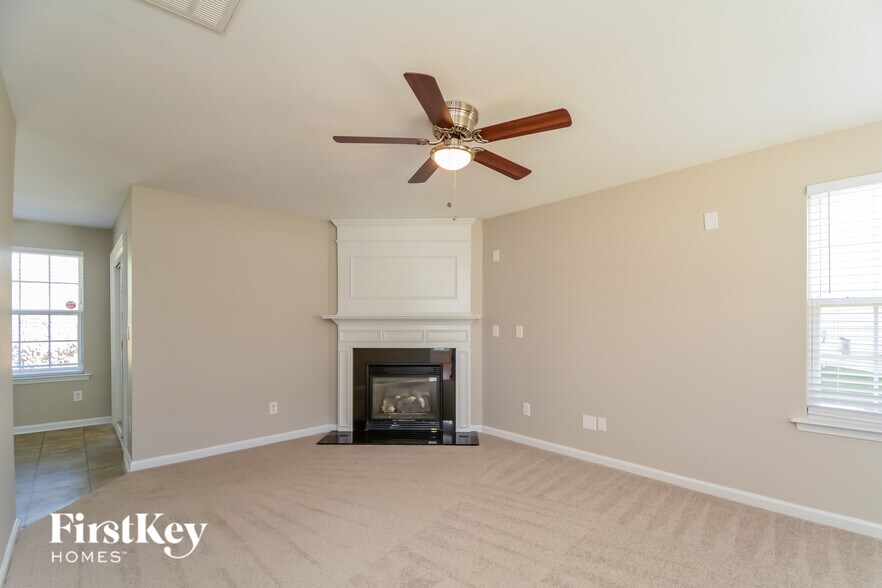 Building Photo - 6 Linkside Ct