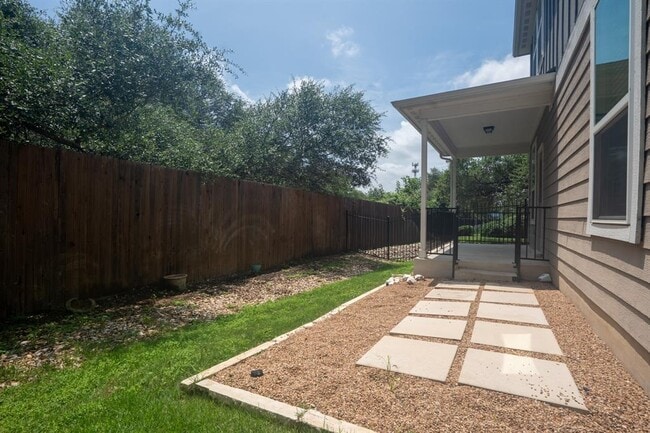 Building Photo - 10509 Abana Way