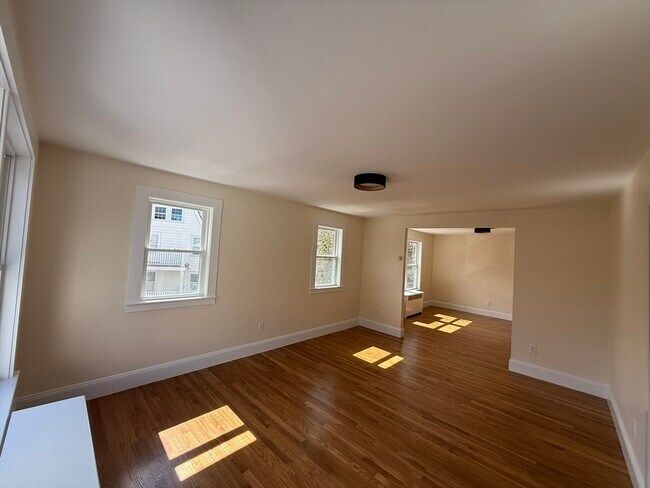 Building Photo - 3 Williston Rd