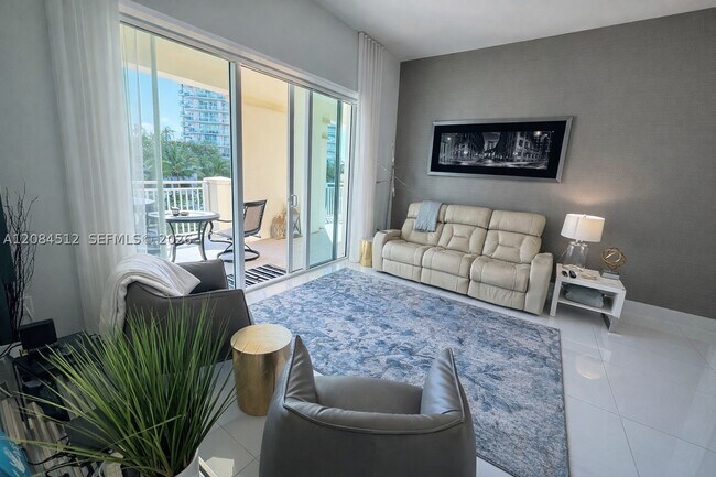 Building Photo - 250 Sunny Isles Blvd