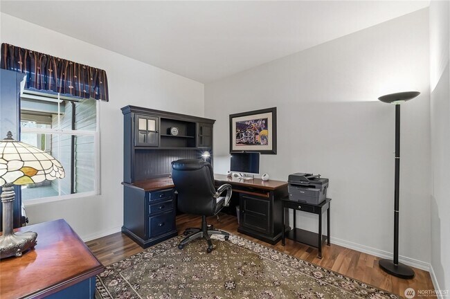 Building Photo - Spacious 2Br in Trilogy at Redmond Ridge 55+ Community