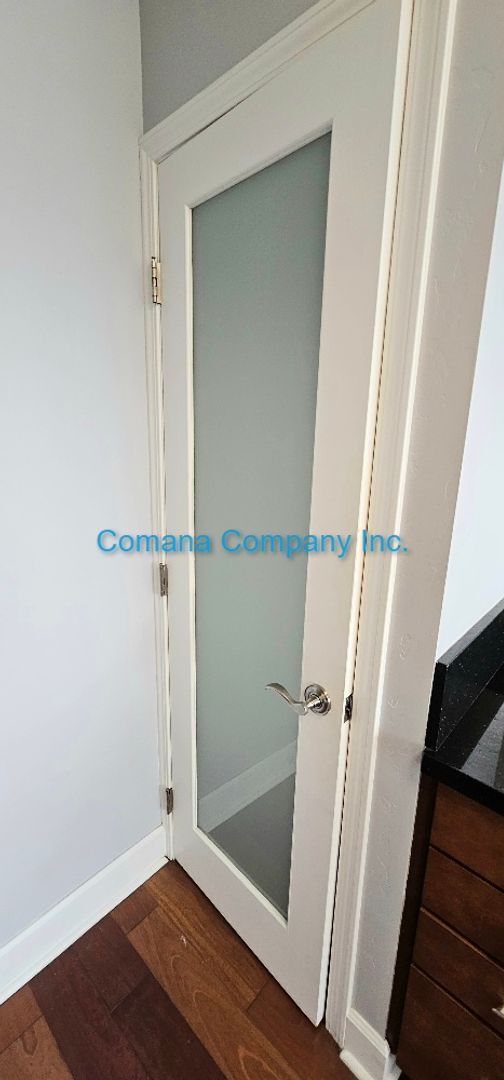 Building Photo - Beautifully appointed one bedroom one Bath...