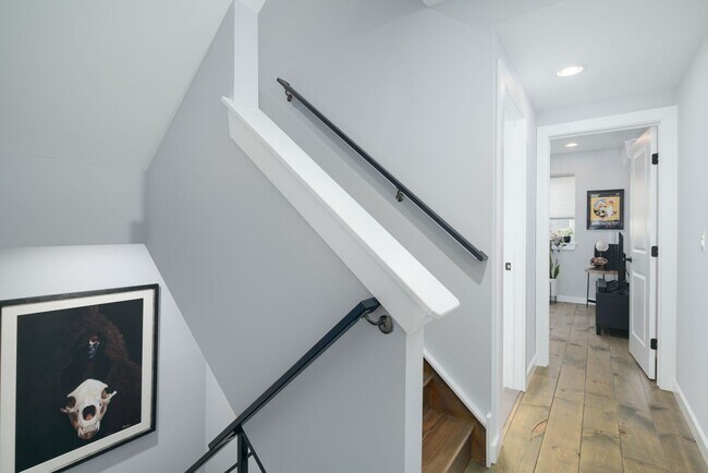 Building Photo - Four Bed Olde Kensington/Fishtown Home