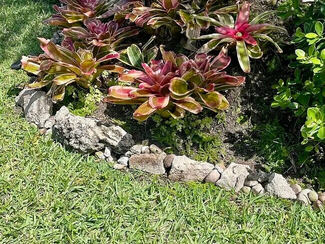 Building Photo - 235 Fordham Dr