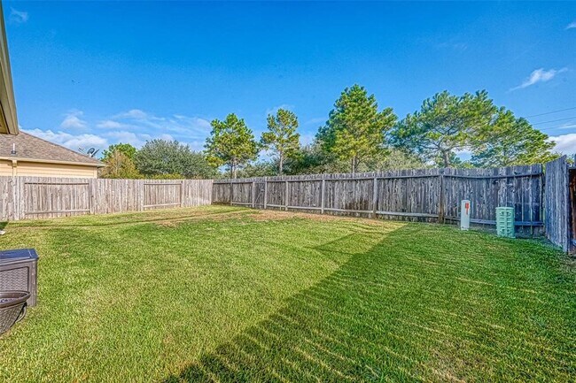 Building Photo - 5523 Stoneridge Ct