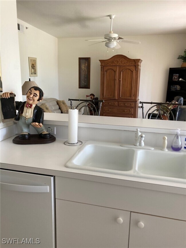 Building Photo - 2855 Cypress Trace Cir