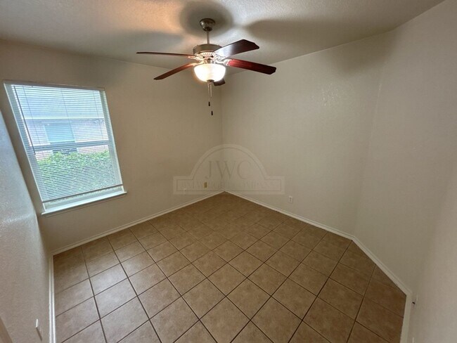 Building Photo - 306 Jeff Gordon Dr
