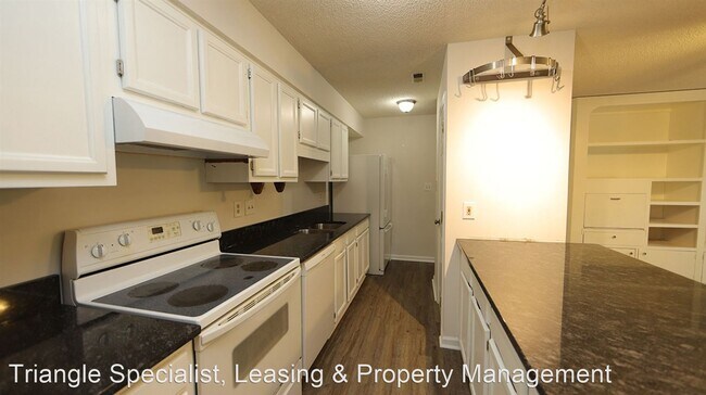 Building Photo - 1501 Creekwood Ct