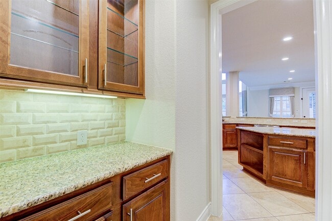 Building Photo - 27827 Patsy Pence St