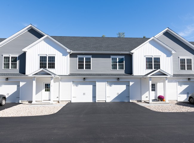 Building Photo - Meadowbrook