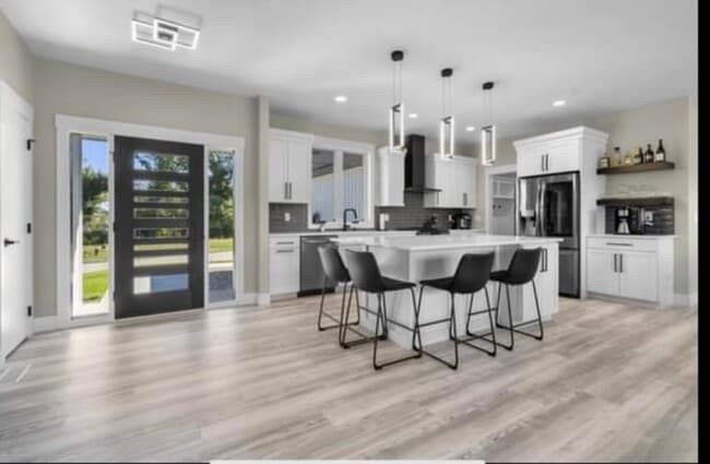 Building Photo - Brand new 4 bedroom 3 bath home in Hiawath...